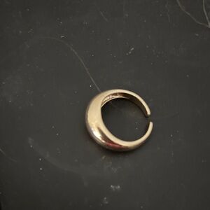 Chic Gold Crescent Moon Ring